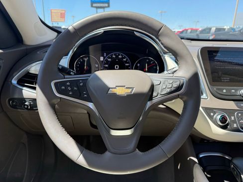 Used 2024 Chevrolet Malibu LT FWD image 18