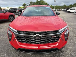 New 2026 Chevrolet Trax RS w/ Driver Confidence Package FWD video 2
