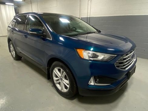 Used 2020 Ford Edge SEL w/ Cold Weather Package AWD/4WD image 4