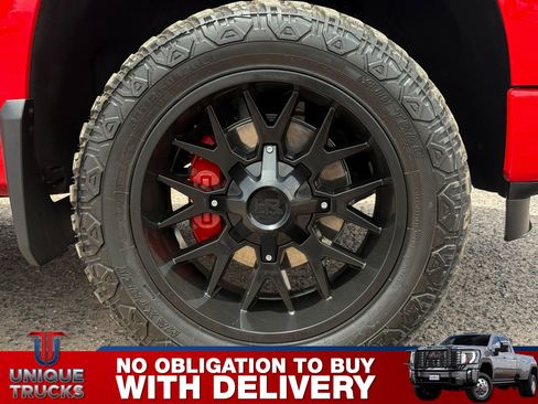 Used 2022 Chevrolet Silverado 1500 RST AWD/4WD image 5