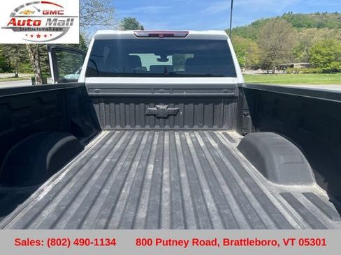 Used 2022 Chevrolet Silverado 2500 Custom w/ Custom Convenience Package AWD/4WD image 25