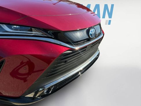 Used 2023 Toyota Venza Nightshade image 23