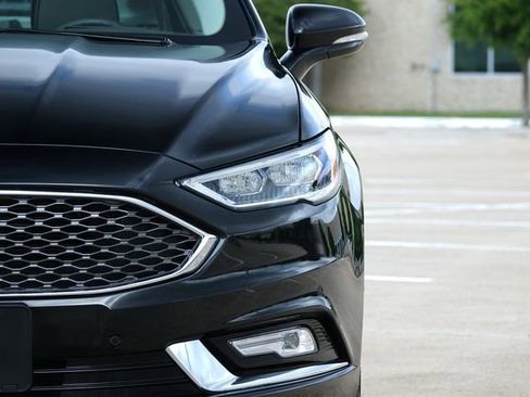 Used 2017 Ford Fusion Platinum image 30