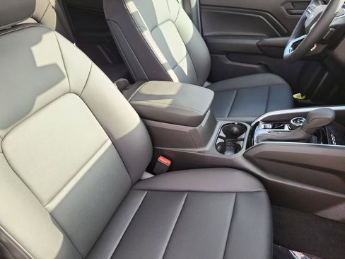 New 2025 Chevrolet Colorado Trail Boss w/ Midnight Edition image 33