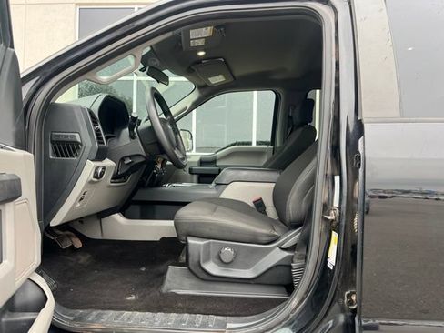 Used 2018 Ford F150 XL w/ Equipment Group 101A Mid AWD/4WD image 7