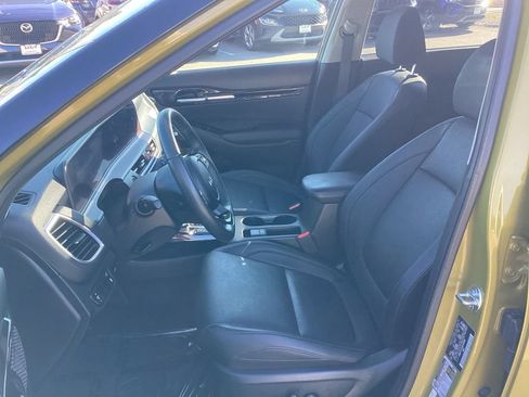 Certified 2024 Kia Seltos SX w/ SX Sunroof Package AWD/4WD image 17