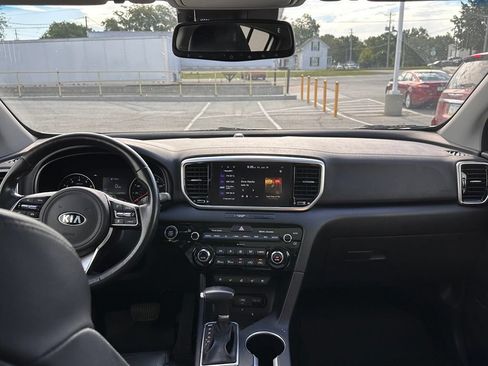 Used 2020 Kia Sportage EX w/ EX Technology Package AWD/4WD image 40