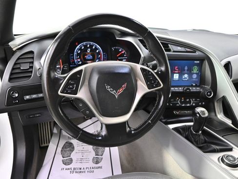 Used 2014 Chevrolet Corvette Z51 w/ 3LT Preferred Equipment Group image 16