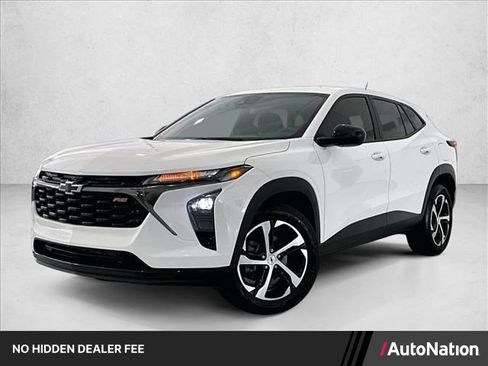 Used 2024 Chevrolet Trax RS FWD image 1