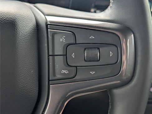 Used 2025 Chevrolet Silverado 2500 ZR2 w/ Technology Package AWD/4WD image 26