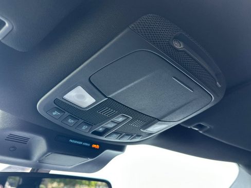 Used 2024 Ford Expedition Limited image 24