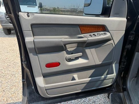 Used 2006 Dodge Ram 2500 Truck SLT AWD/4WD image 29