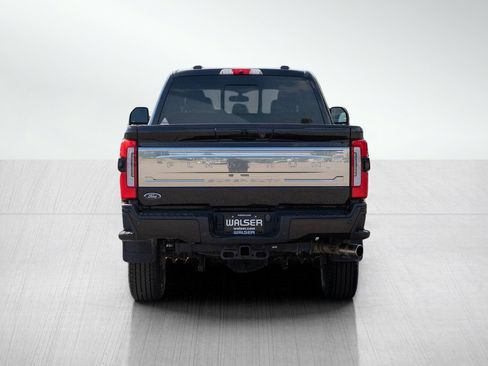 Used 2023 Ford F250 Platinum w/ FX4 Off-Road Package AWD/4WD image 4