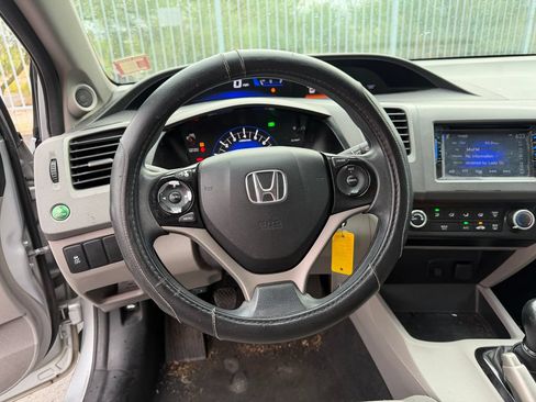 Used 2012 Honda Civic LX image 9