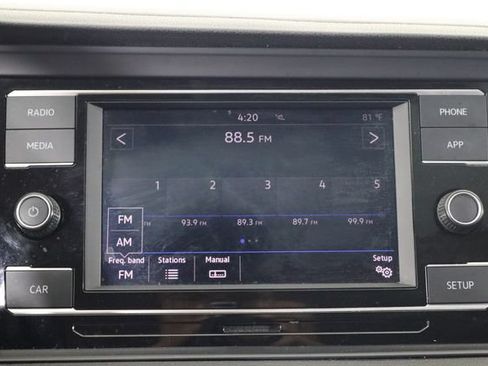 Used 2019 Volkswagen Jetta SE FWD image 30