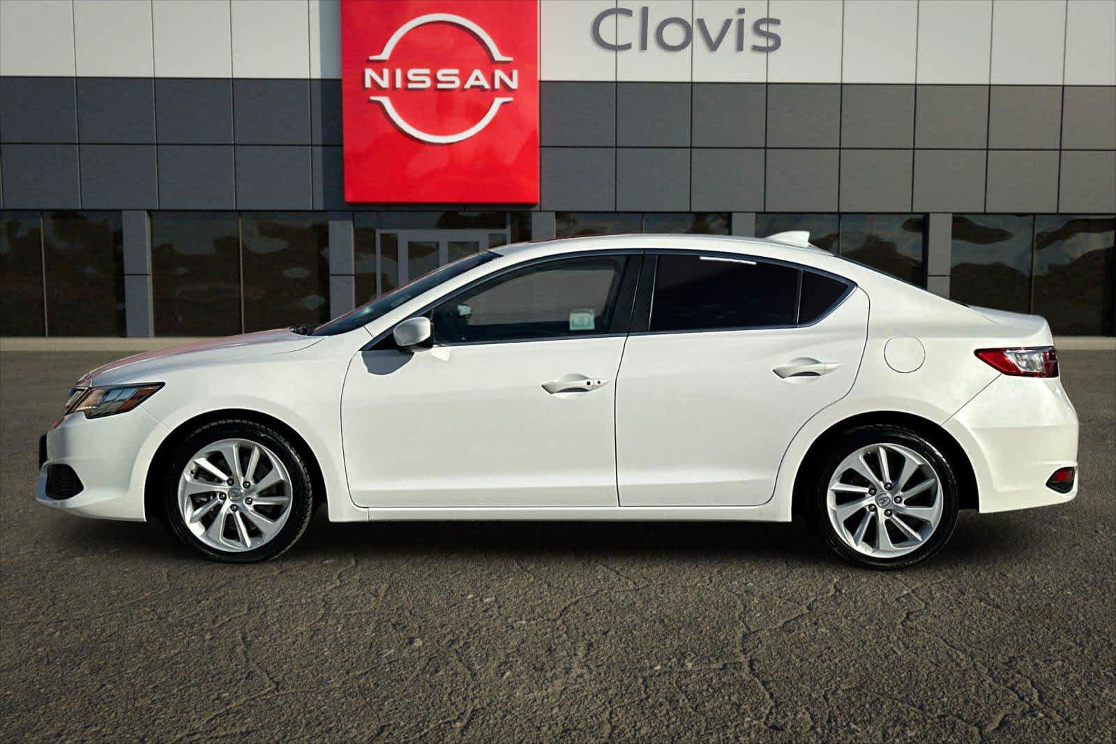 Used 2017 Acura ILX FWD image 5