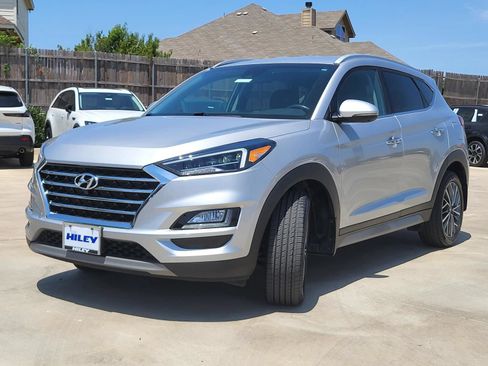 Used 2021 Hyundai Tucson Limited AWD/4WD image 2
