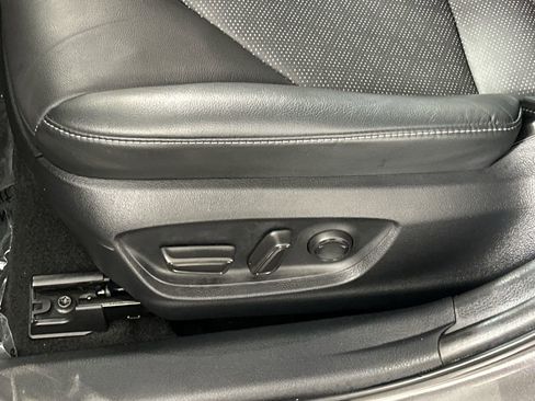 Used 2023 Toyota Camry XSE image 19