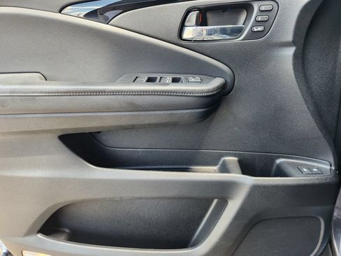 Used 2020 Honda Pilot Touring image 22