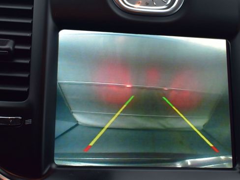 Used 2021 Chrysler 300 Touring w/ Sport Appearance Package image 15