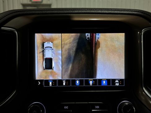 Used 2022 Chevrolet Silverado 3500 High Country image 58