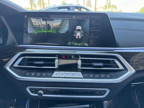 Used 2023 BMW X5 xDrive40i w/ M Sport Package image 17