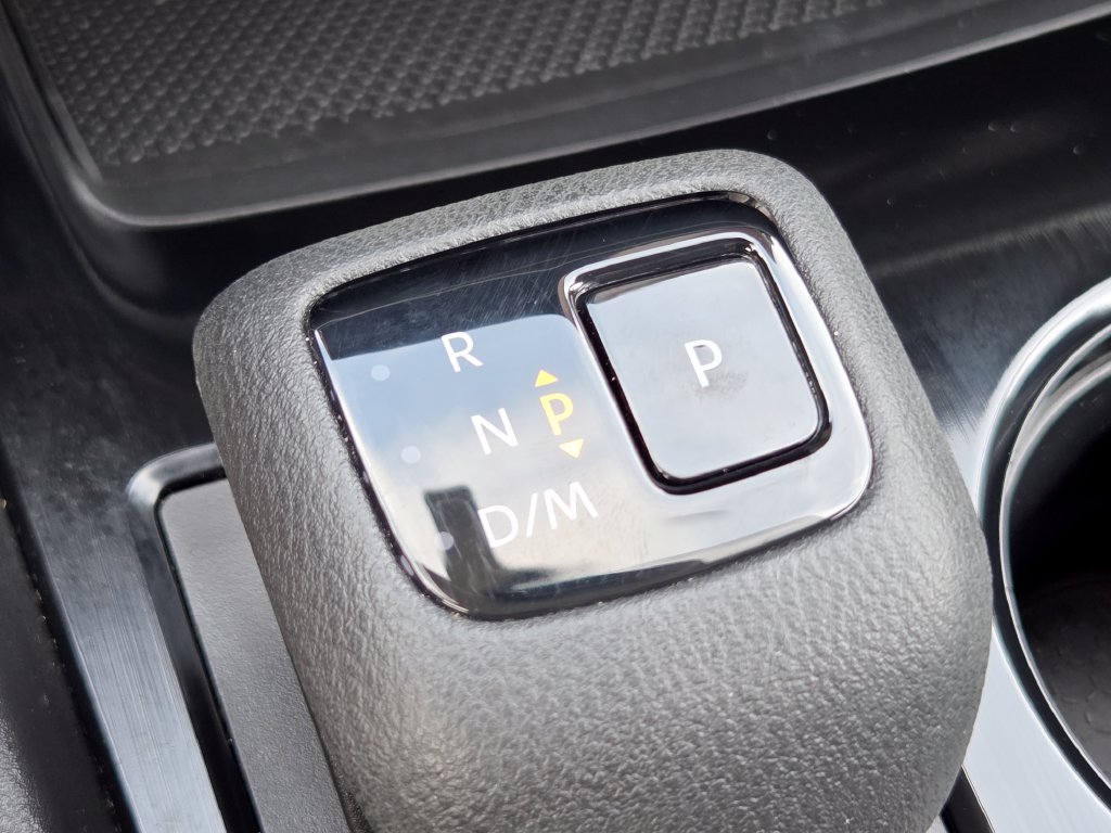 Used 2023 Nissan Rogue SV AWD/4WD image 35