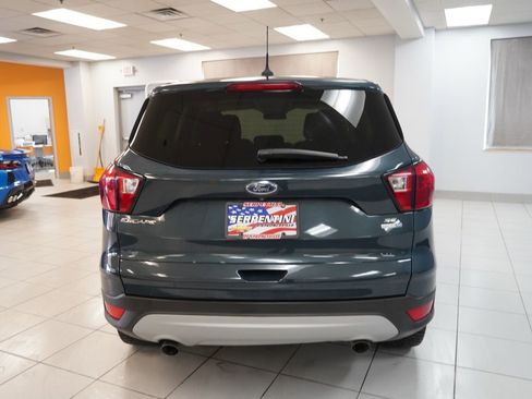 Used 2019 Ford Escape SE AWD/4WD image 8