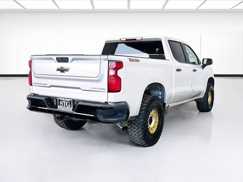 Used 2021 Chevrolet Silverado 1500 Custom Trail Boss AWD/4WD image 4