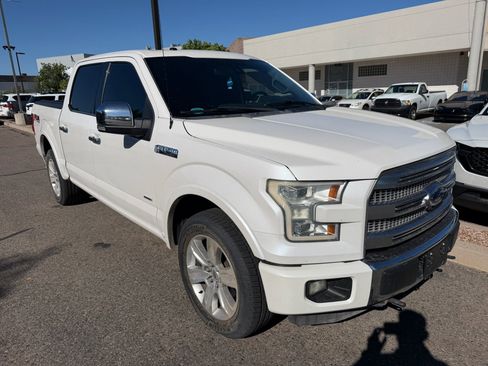 Used 2016 Ford F150 Platinum w/ Equipment Group 701A Luxury AWD/4WD image 2
