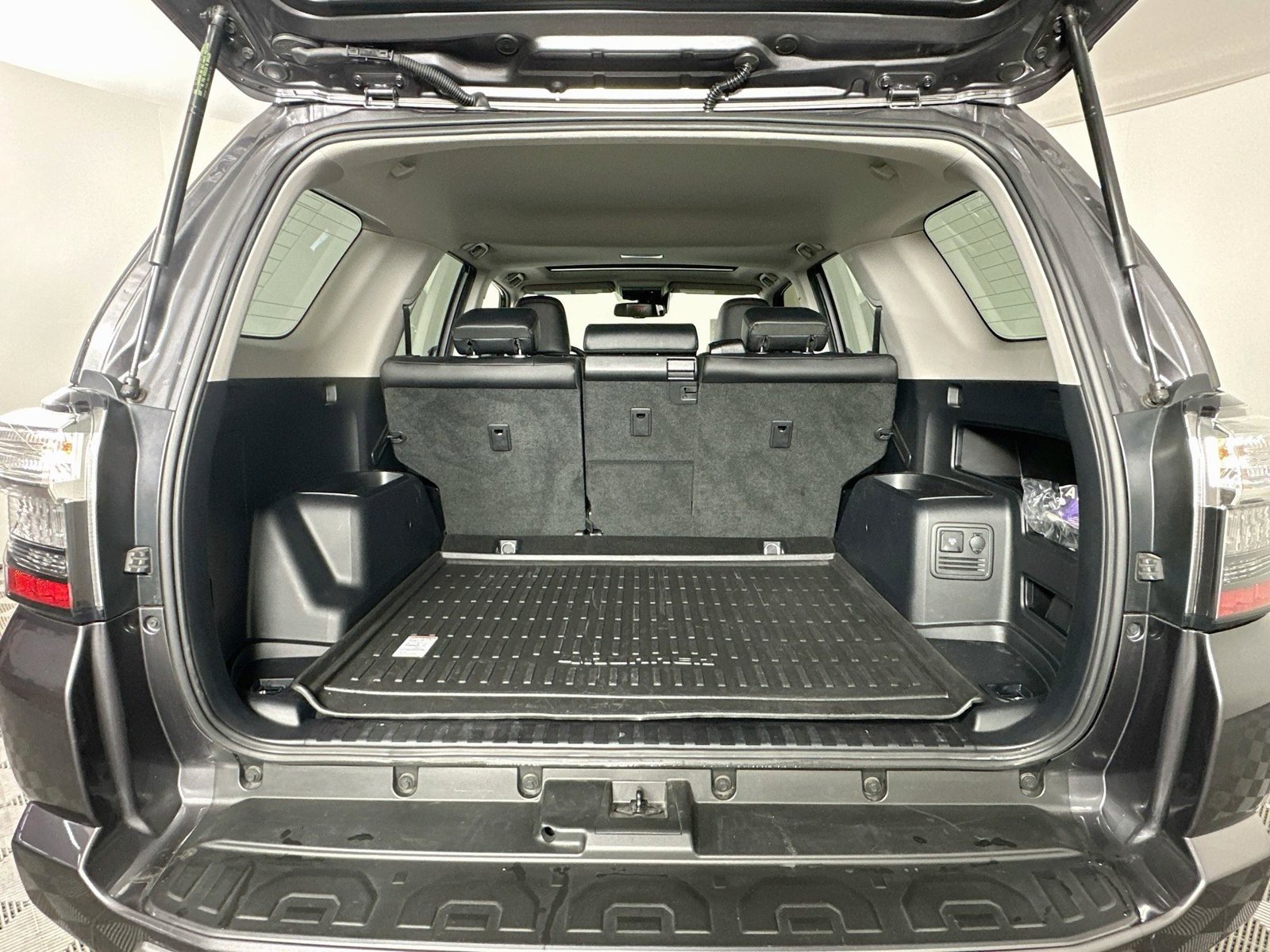 Certified 2023 Toyota 4Runner TRD Off-Road Premium w/ Off Road Premium Plus Package AWD/4WD image 27