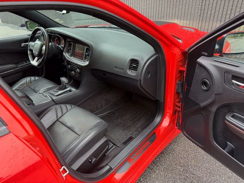 Used 2016 Dodge Charger SRT Hellcat w/ Harman/Kardon Audio Group RWD image 26