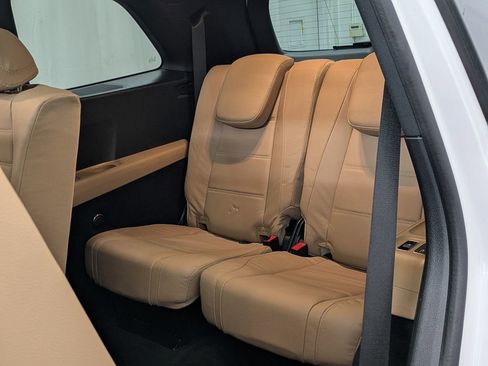 Used 2024 Mercedes-Benz GLS 450 4MATIC image 20