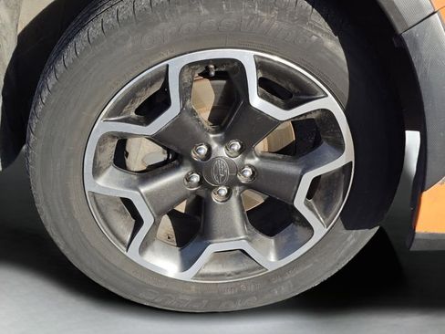 Used 2013 Subaru Crosstrek 2.0i Premium w/ Popular Pkg 2 image 17