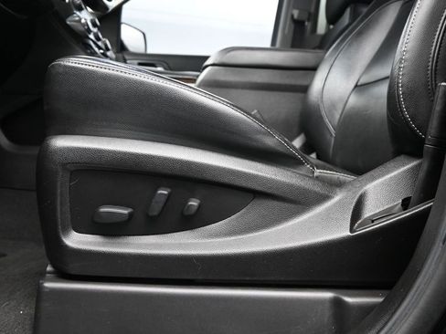 Used 2019 Chevrolet Tahoe LT image 26