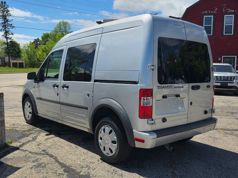 Used 2010 Ford Transit Connect XLT FWD image 4