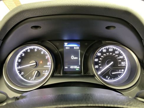 Used 2024 Toyota Camry SE image 28