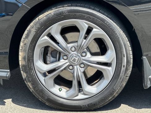 Certified 2024 Honda Accord EX image 32