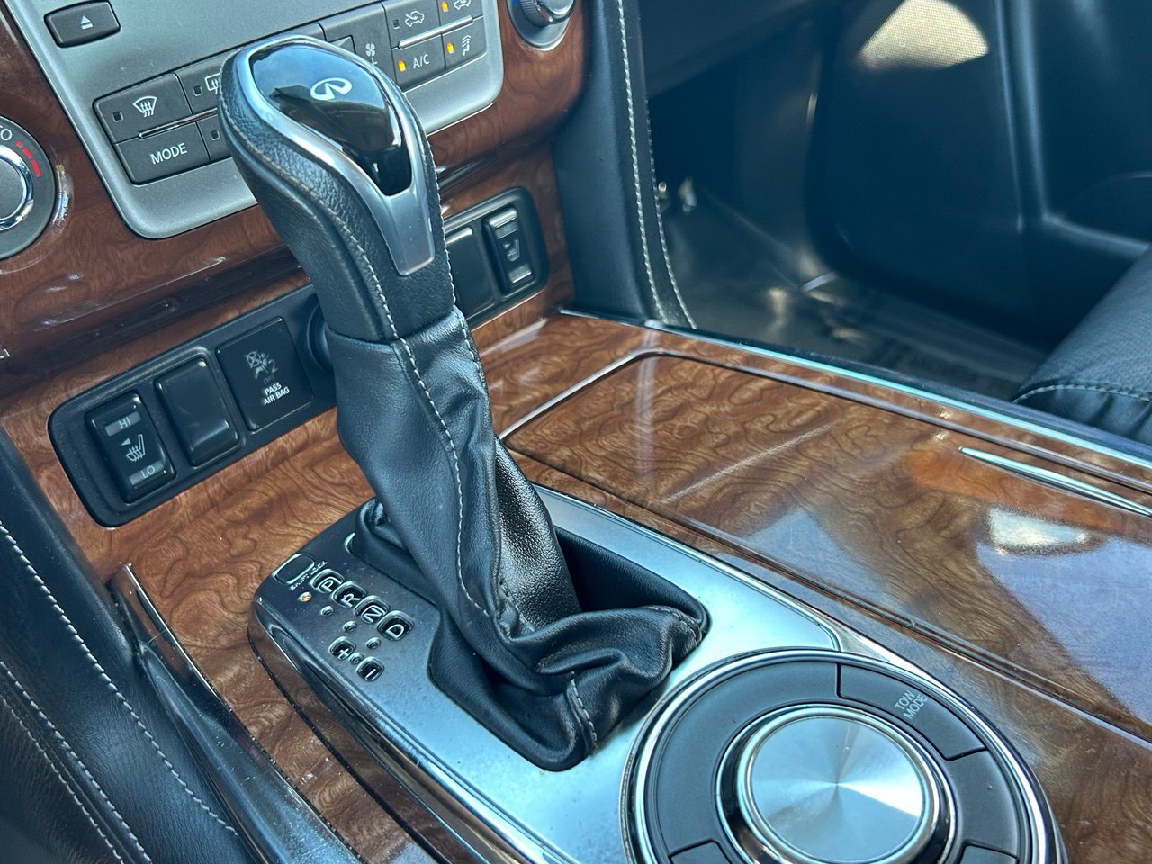 Used 2019 INFINITI QX80 Luxe w/ Cargo Package RWD image 34