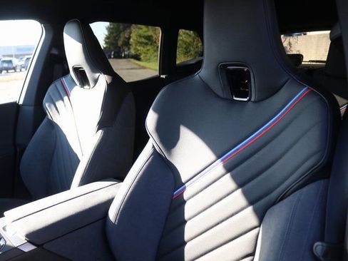 New 2026 BMW iX xDrive45 w/ M Sport Package image 7