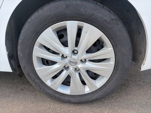 Used 2024 Nissan Sentra S FWD image 19