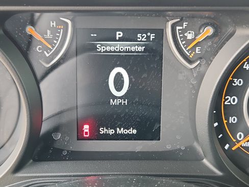 New 2026 Jeep Gladiator Sport AWD/4WD image 15