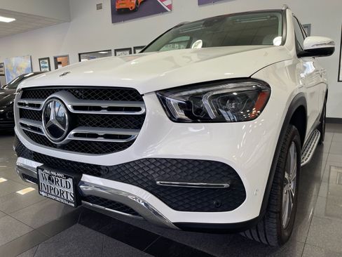 Used 2022 Mercedes-Benz GLE 350 w/ Premium Package image 11