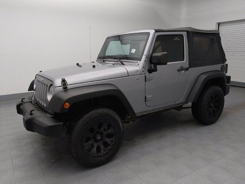 Used 2014 Jeep Wrangler Sport AWD/4WD image 2