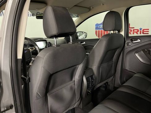Used 2016 Ford Escape SE w/ Equipment Group 201A FWD image 15
