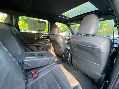 Used 2022 Mitsubishi Outlander SE AWD/4WD image 38