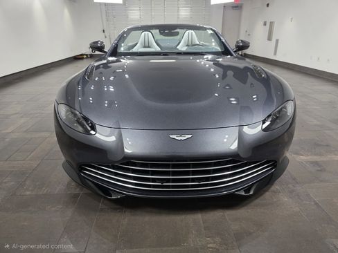 Used 2023 Aston Martin V8 Vantage Roadster image 7
