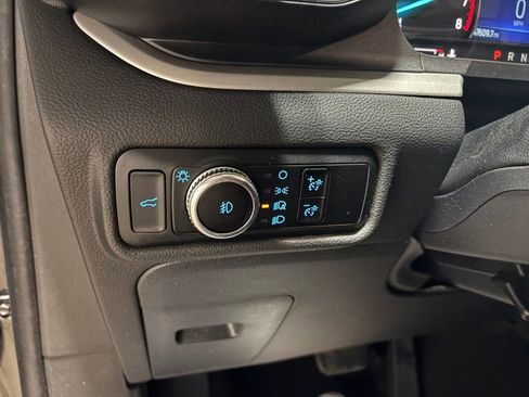 Used 2023 Ford Explorer XLT w/ Equipment Group 202A image 20