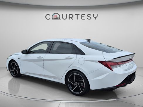 Used 2023 Hyundai Elantra N Line FWD image 3