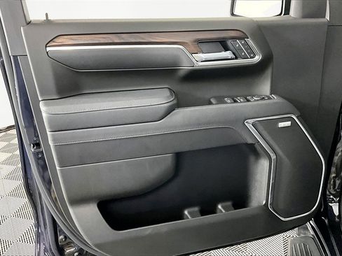 Certified 2025 GMC Sierra 1500 SLT w/ SLT Premium Plus Package image 21